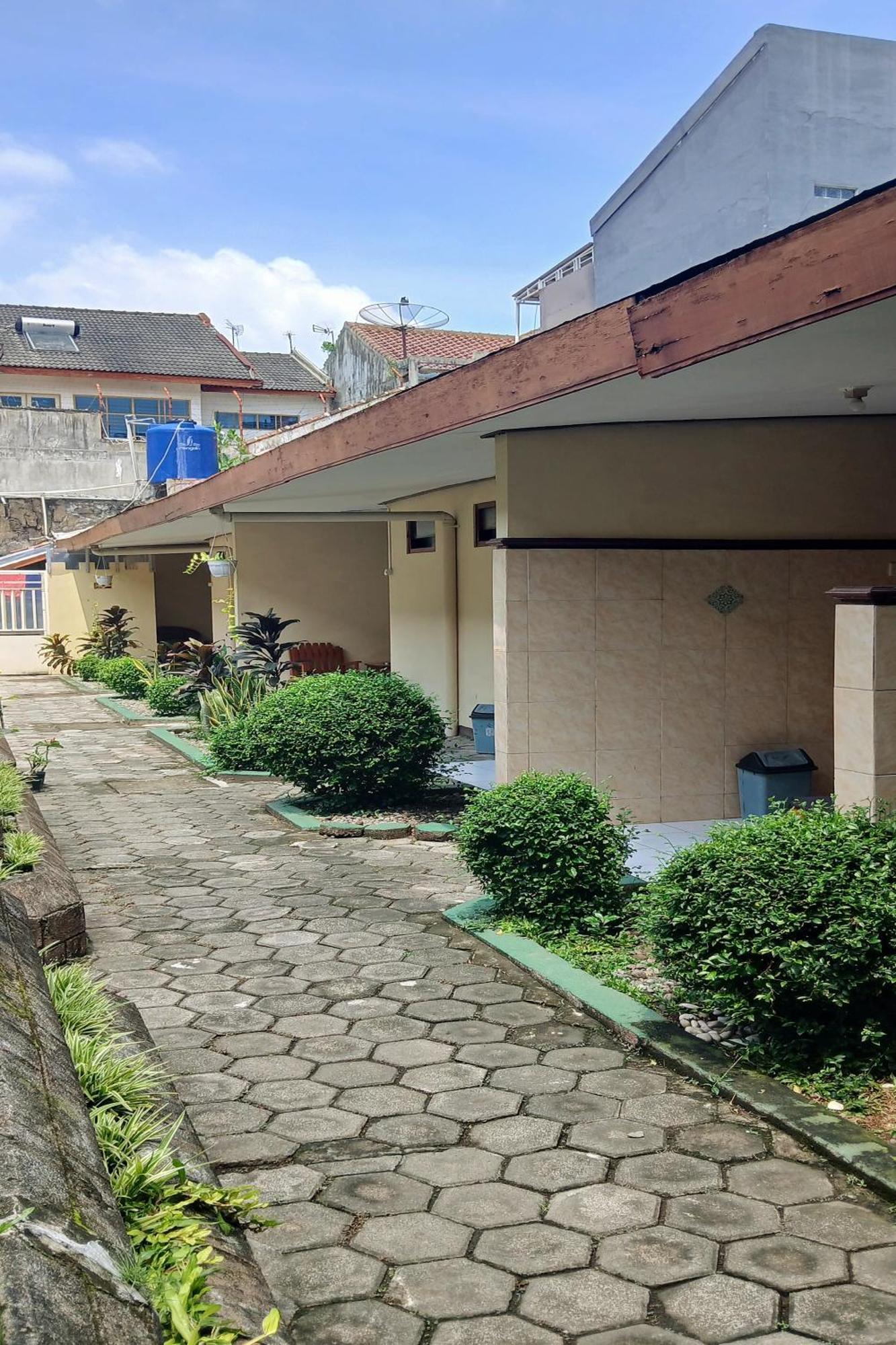 Hotel Supra Jaya Yogyakarta Ngoại thất bức ảnh